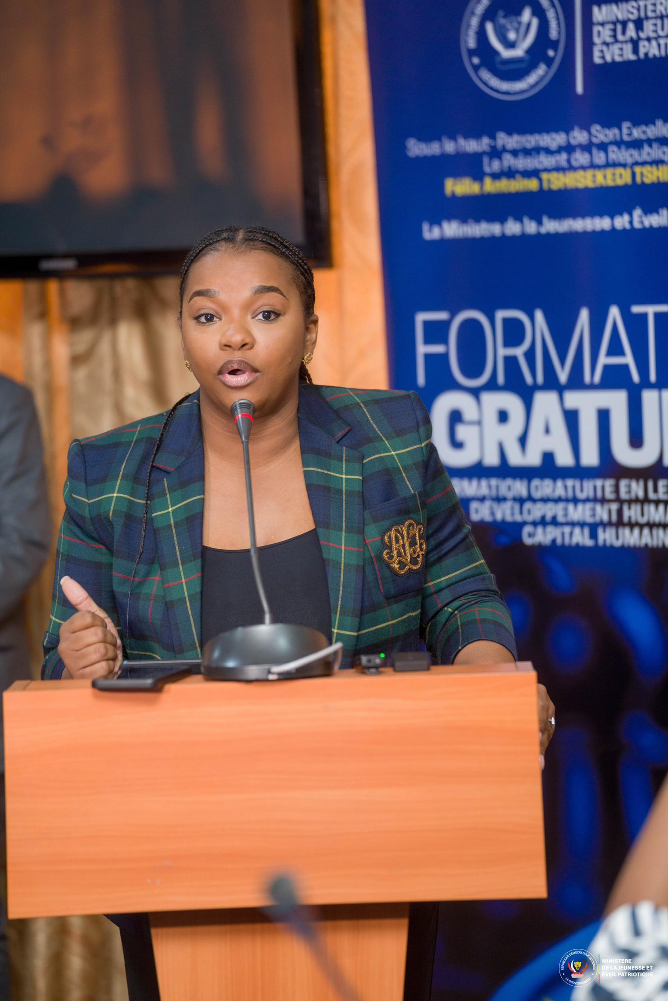 Formation Gratuite des jeunes : La ministre de la Jeunesse lance la ...