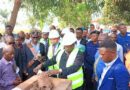 RDC : Le gouverneur Crispin Mukendi pose la première Pierre du projet de construction de l’ISC/Tshikapa