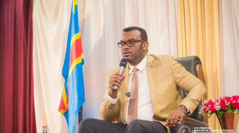 Kolwezi : Sensibilisés par le VPM Lihau, enseignants et fonctionnaires enthousiastes à l’idée d’intégrer le régime de sécurité sociale de la CNSSAP