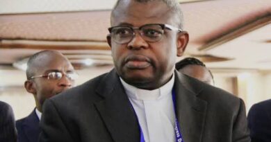 Mgr Donatien Nshole : « On applaudit l’Église à l’opposition, on la critique au pouvoir »