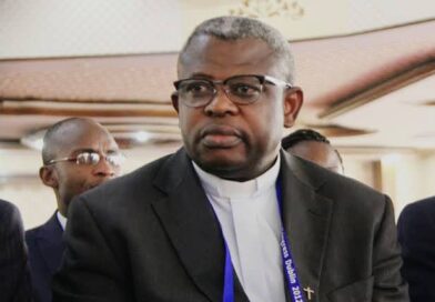 Mgr Donatien Nshole : « On applaudit l’Église à l’opposition, on la critique au pouvoir »