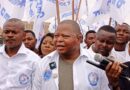 Marche de l’Union sacrée : le député Simon Mulamba prédit de lourdes conséquences pour le Rwanda en cas de non-respect de l’accord de paix