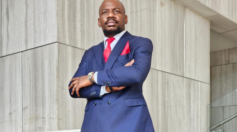 Affaire Bolukolo Osony : Édouard Kazadi : « CENAREF et IGF ont agi, pas le ministre de la Justice »