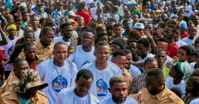 Lancement officiel de la structure GENERATION TANDA : Abed MUKUMBI mobilise la jeunesse derrière les actions du Ministre des Droits Humains Samuel MBEMBA KABUYA TANDA Lancement officiel de la structure GENERATION TANDA : Abed MUKUMBI mobilise la jeunesse derrière les actions du Ministre des Droits Humains Samuel MBEMBA KABUYA TANDA