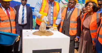Kananga : JP Lihau pose la première pierre pour la construction de l’Agence provinciale de la CNSSAP/Kasaï Central