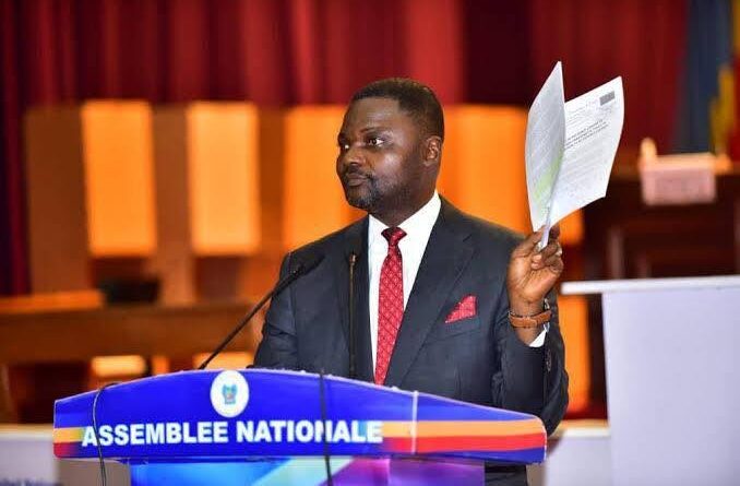 RDC/Crise politique et sécuritaire : Emery Okundji soutient Fayulu, mais insiste sur un dialogue sans «exclusion»