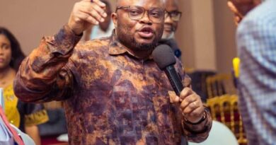 Accord de Paix RDC–Rwanda : Me Donald Kabasele salue le Leadership du Chef de l’État et propose l’avènement de la 4ème République par un appel urgent au changement de la Constitution