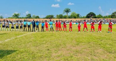 Scandale arbitral à Kananga : la Fecofa et la LINAFOOT mises à témoin après le match AS Saint-Luc vs TP Mazembe (1-2), les Bansantu tombent en infériorité numérique à cause de l’arbitre visiblement corrompu Scandale arbitral à Kananga : la Fecofa et la LINAFOOT mises à témoin après le match AS Saint-Luc vs TP Mazembe (1-2), les Bansantu tombent en infériorité numérique à cause de l’arbitre visiblement corrompu