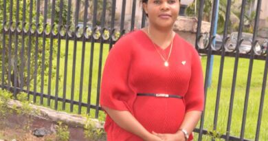 Kasaï oriental : la nouvelle société civile salue les efforts des autorités nationales pour l’achat du nouveau transformateur et salue également le geste du ministre de la défense pour son acheminement à Mbujimayi Kasaï oriental : la nouvelle société civile salue les efforts des autorités nationales pour l’achat du nouveau transformateur et salue également le geste du ministre de la défense pour son acheminement à Mbujimayi