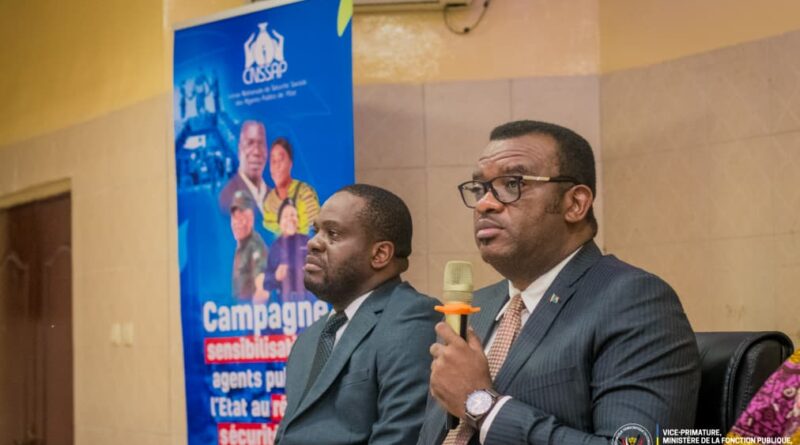 RDC : Sensibilisation à la réforme de la sécurité sociale des militaires et policiers par le VPM Jean-Pierre Lihau à Lubumbashi, dans le cadre du programme porté par la CNSSAP