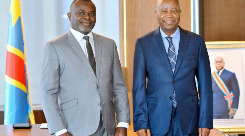 HALTE À L&rsquo; INTOX : Blanchard Mongomba NE DÉMISSIONNE PAS DE SON POSTE DE DIRECTEUR DE CABINET DU VICE-PREMIER MINISTRE, MINISTRE DU BUDGET ET N&rsquo;EN A PAS NON PLUS L&rsquo;INTENTION !!!