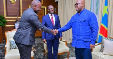 RDC-Ouganda : réélu pour un 7e mandat, Yoweri Museveni invite Tshisekedi à son investiture