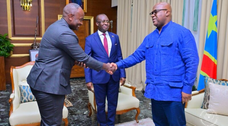 RDC-Ouganda : réélu pour un 7e mandat, Yoweri Museveni invite Tshisekedi à son investiture