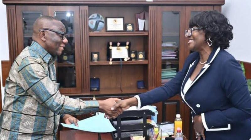 Fecofa/élections : Après Nonda, Bosco Mwehu se retire, Véron Mosengo toujours en lice
