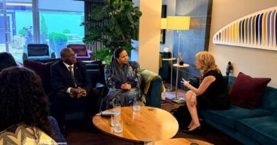 Décès d’Yves Sakila en Irlande : Thérèse Kayikwamba à Dublin pour exiger des éclaircissements