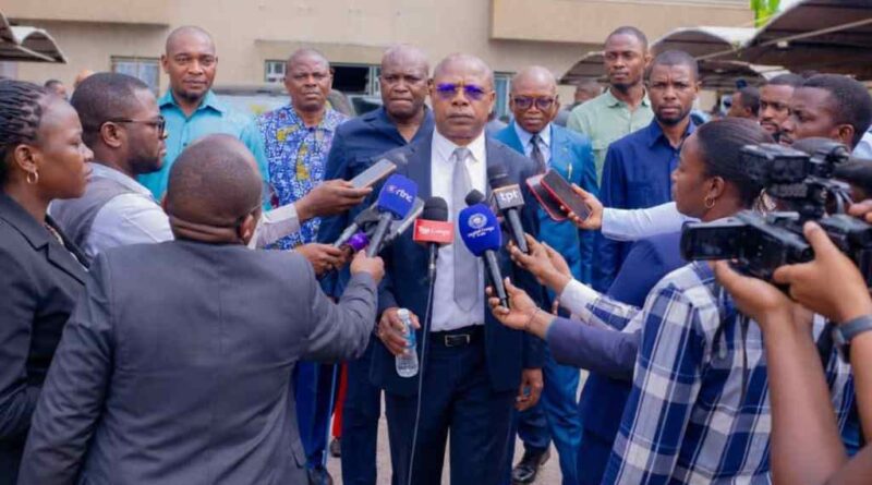 RDC : au FOMIN, Léon Mubikayi adresse un message de remerciement au Président Félix Tshisekedi pour la confiance accordée durant cinq années à la tête du Conseil d’administration RDC : au FOMIN, Léon Mubikayi adresse un message de remerciement au Président Félix Tshisekedi pour la confiance accordée durant cinq années à la tête du Conseil d’administration