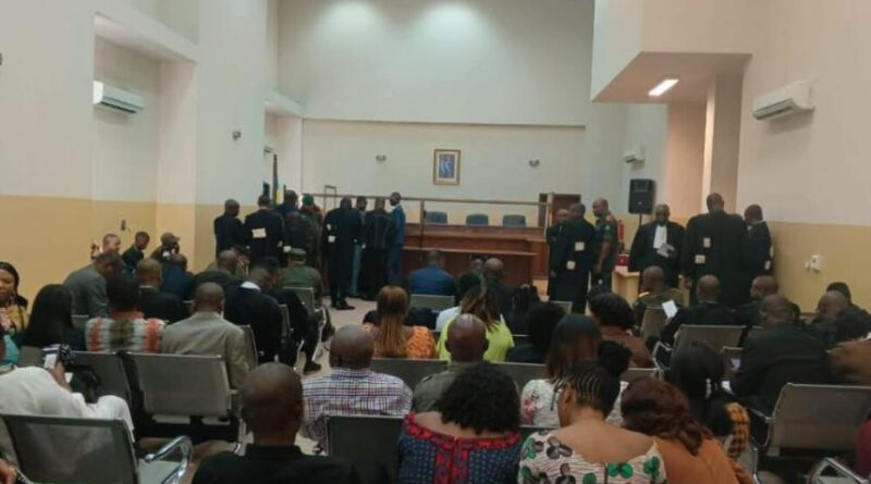 Haute Cour militaire : le procès des généraux Tshiwewe et Numbi reporté au 9 juillet