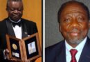 RDC : Félix Tshisekedi décore Jean-Jacques Muyembe et Stanislas Sulu Maseb&rsquo;a pour leurs contributions à la médecine