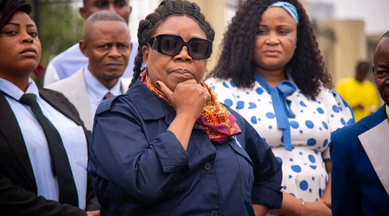 Kinshasa : la vice-ministre de l&rsquo;intérieur parle d’une « mise en scène » après les incidents du sit-in de l’opposition