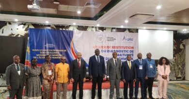 Kinshasa : clôture de l&rsquo;atelier de restitution du diagnostic de maturité numérique, organisé par le ministère de l&rsquo;Économie numérique avec l&rsquo;appui technique de l&rsquo;ARPTC.
