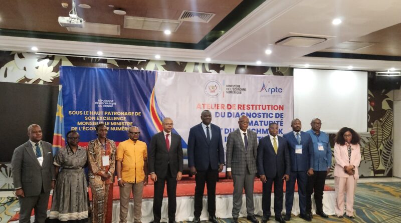 Kinshasa : clôture de l&rsquo;atelier de restitution du diagnostic de maturité numérique, organisé par le ministère de l&rsquo;Économie numérique avec l&rsquo;appui technique de l&rsquo;ARPTC.