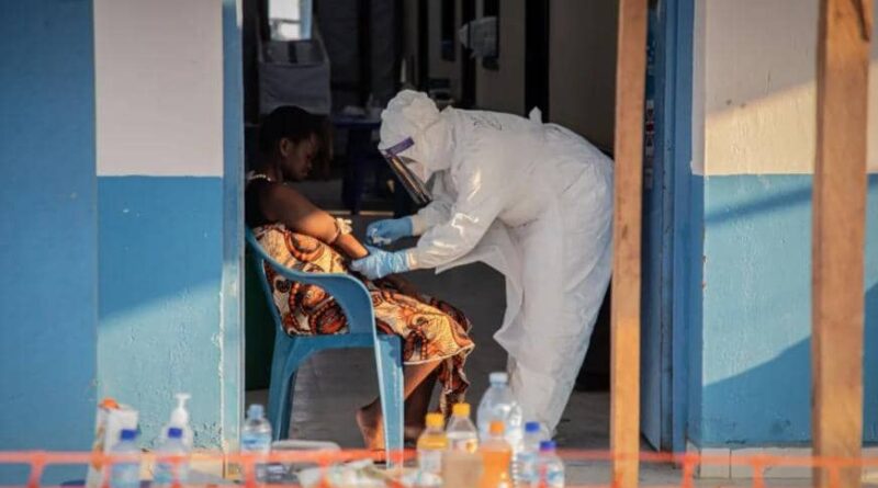 RDC : l&rsquo;OMS intensifie la lutte contre Ebola avec un essai clinique et plus de 1 200 doses disponibles