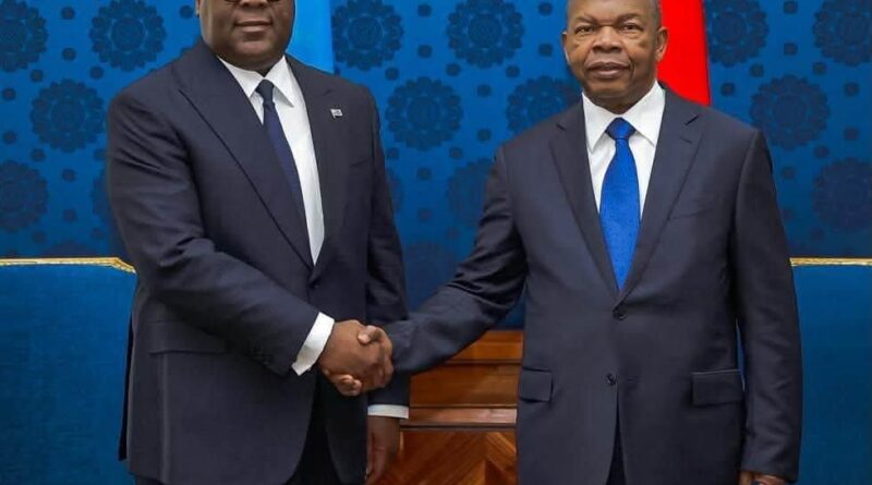 Luanda : Félix Tshisekedi échange avec João Lourenço avant un sommet consacré à la paix et au droit international