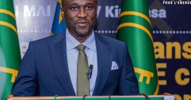 #RDC : Seth Kikuni suspendu de toutes ses fonctions au sein de son parti